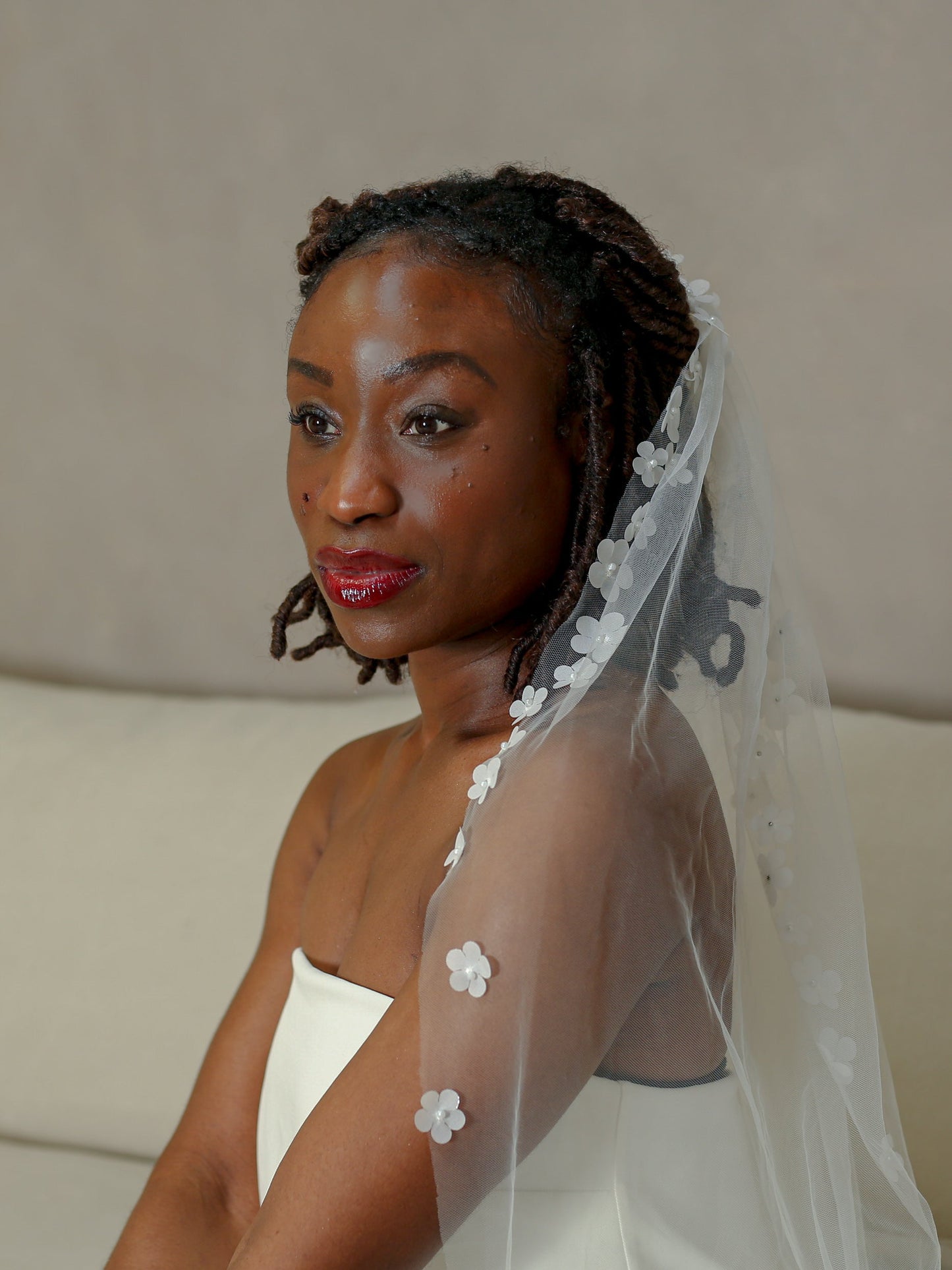 Petal Top Veil