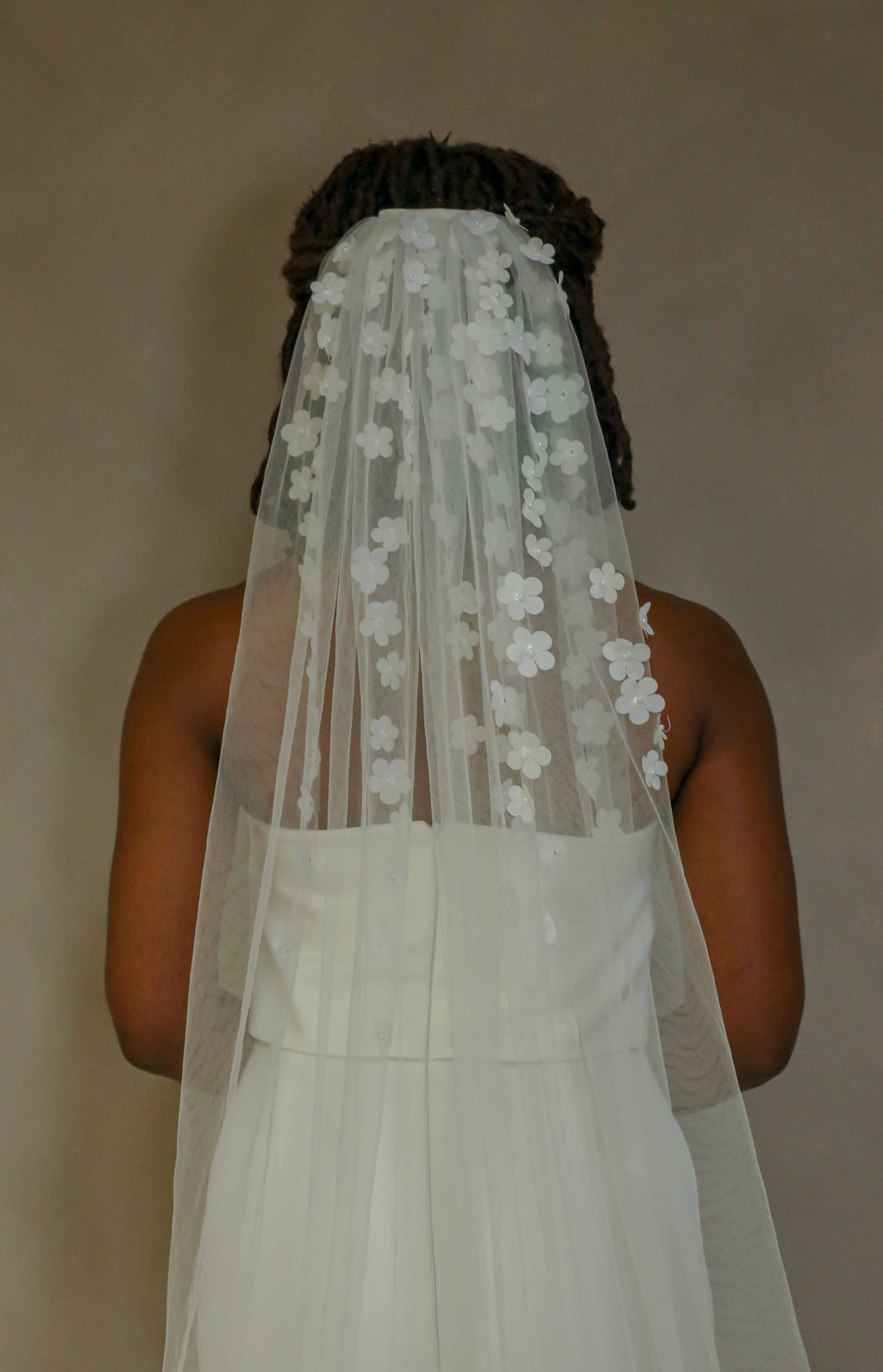 Petal Top Veil
