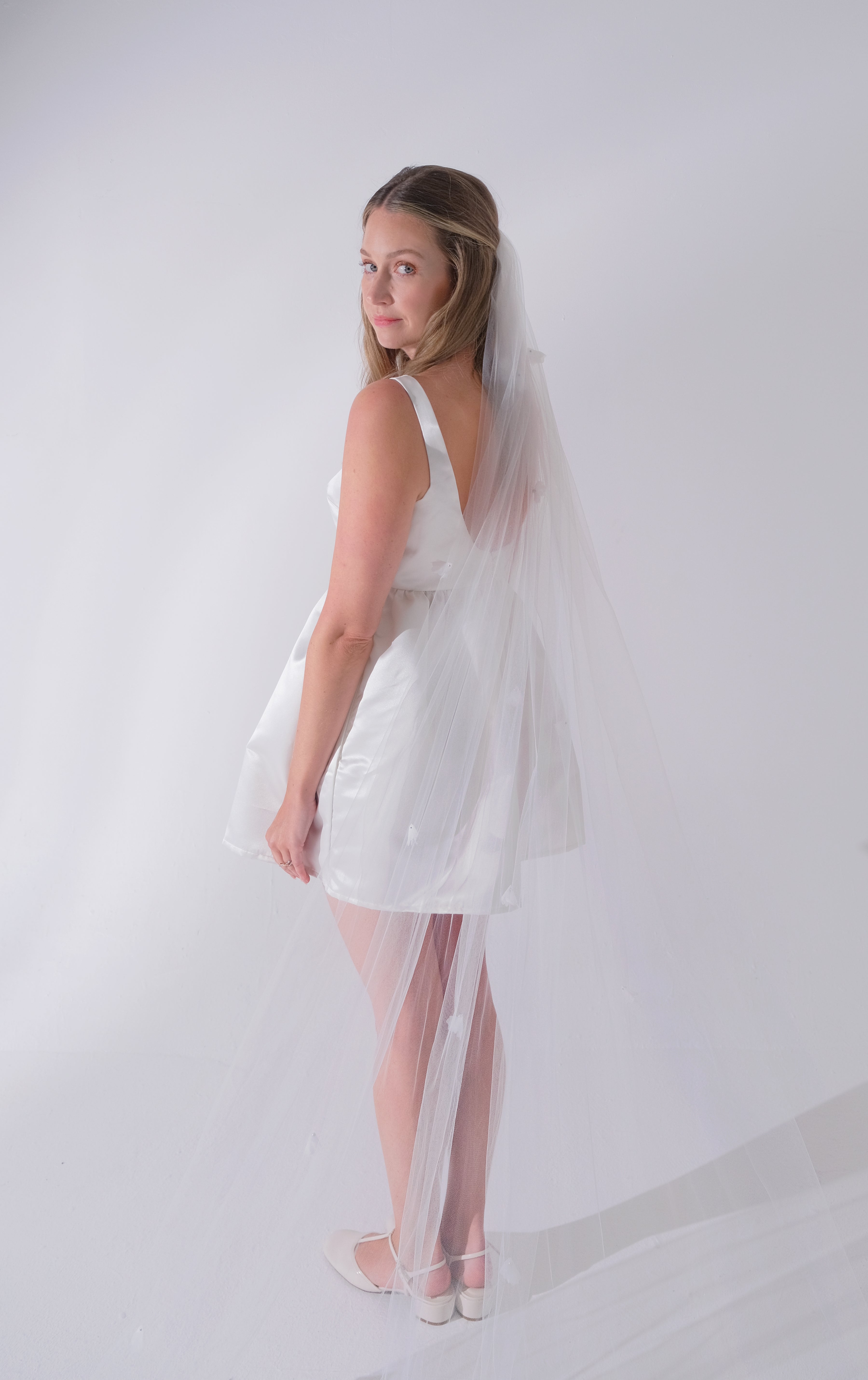 Sweet Pea Scatter Veil