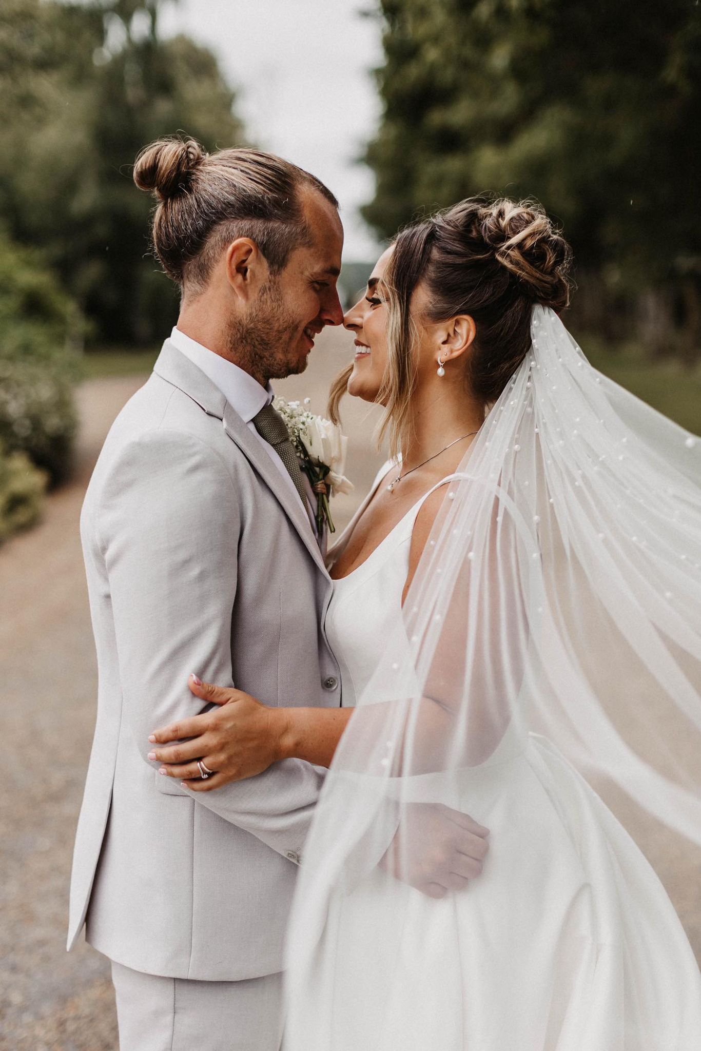 Pearl Waterfall Veil